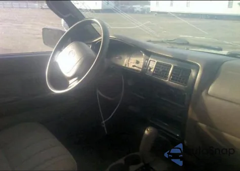 1999 Toyota Tacoma Xtracab Prerunner z USA, uszkodzony, nr VIN 4TASM92N2XZ541076